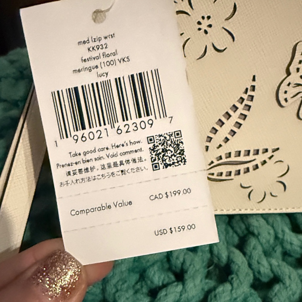 Kate Spade White Floral Cutout Wristlet - Picture 2 of 5